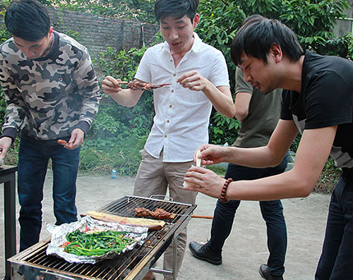 海博裝飾團隊活動(dòng),海博裝飾燒烤會(huì ).jpg